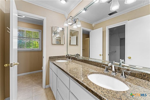 906 Illinois Avenue, Killeen, TX 76541