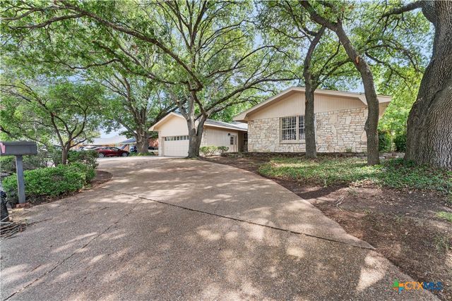 906 Illinois Avenue, Killeen, TX 76541