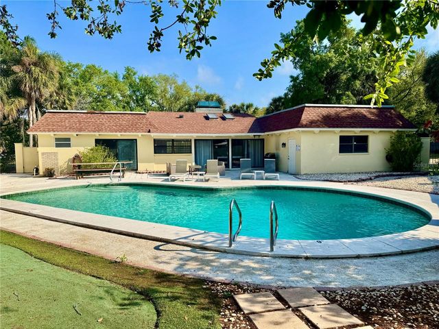 10319 LAKE CARROLL WAY, Tampa, FL 33618