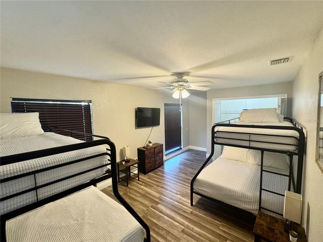 10319 LAKE CARROLL WAY, Tampa, FL 33618