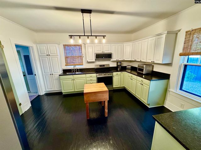 1010 Augusta Street, West Columbia, SC 29169