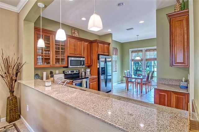 3460 Lakeview Isle CT, Fort Myers, FL 33905