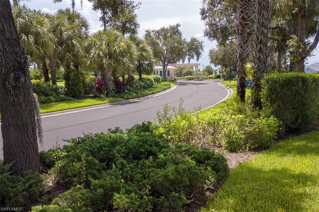 3460 Lakeview Isle CT, Fort Myers, FL 33905