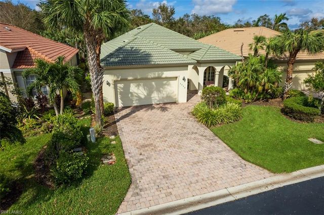 3460 Lakeview Isle CT, Fort Myers, FL 33905