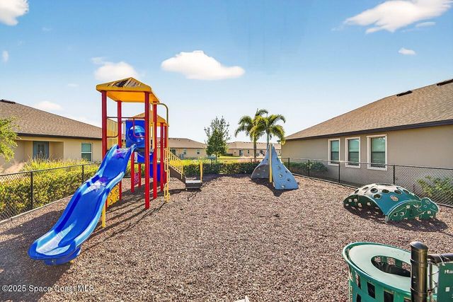 5307 Entertainment Way, Fort Pierce, FL 34947