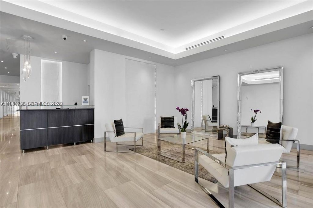 1228 West Ave 308, Miami Beach, FL 33139