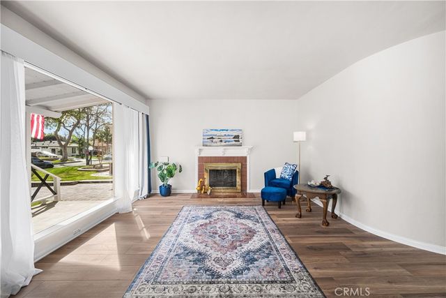 3729 N Weston Place, Long Beach, CA 90807