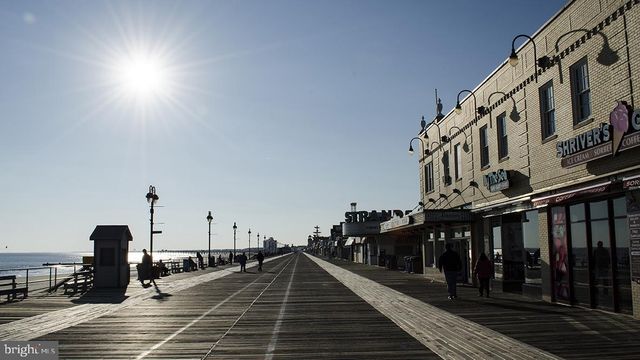 230 DAYTONA RD, Egg Harbor Township, NJ 08234