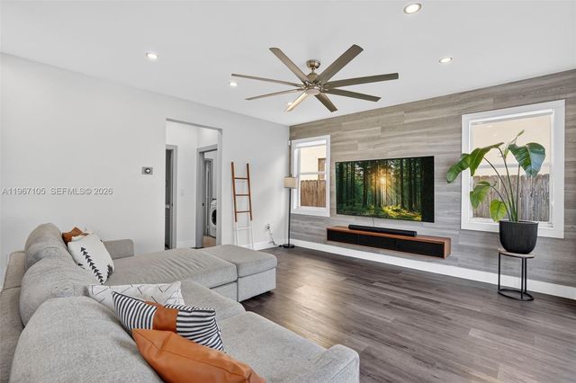 10835 SW 245th St, Homestead, FL 33032