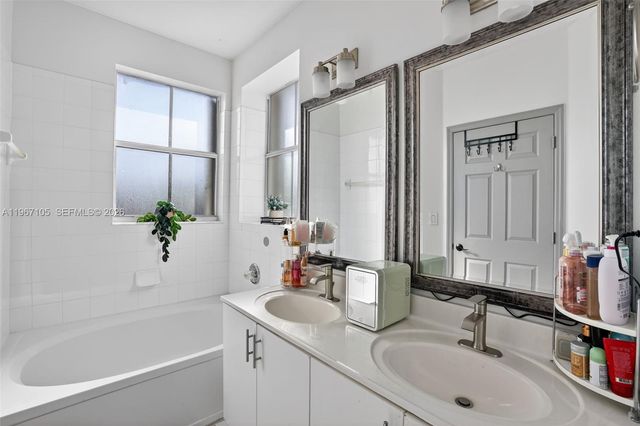 10835 SW 245th St, Homestead, FL 33032