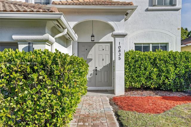 10835 SW 245th St, Homestead, FL 33032