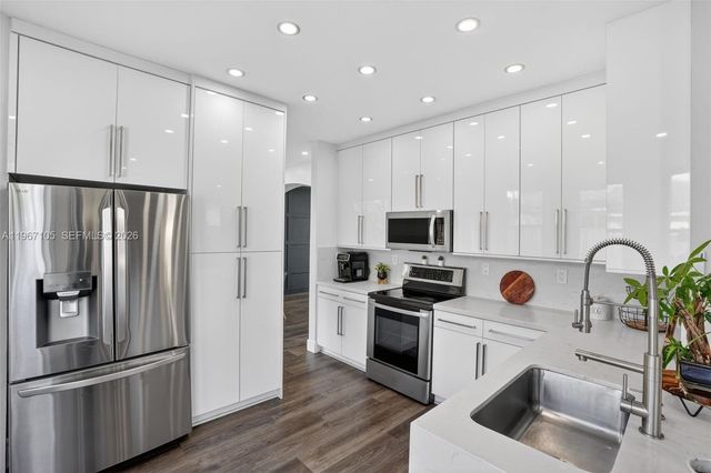 10835 SW 245th St, Homestead, FL 33032