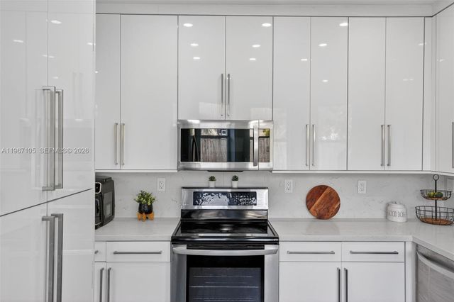 10835 SW 245th St, Homestead, FL 33032