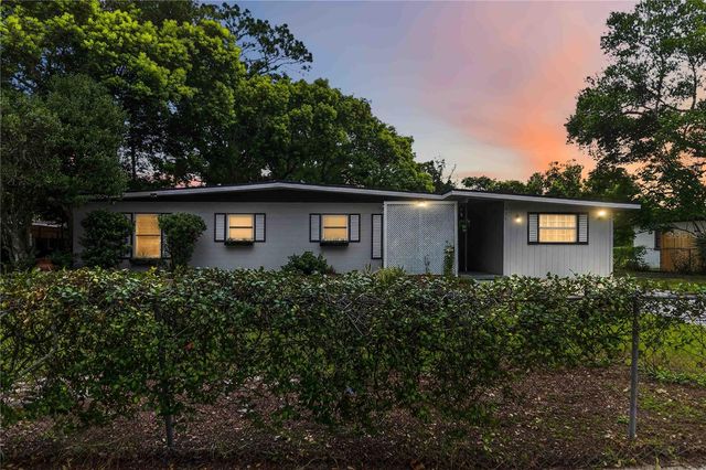 407 S SUNLAND DRIVE, Sanford, FL 32773