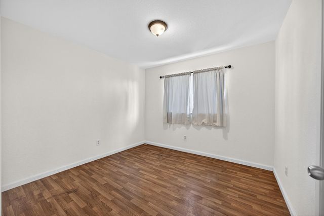 7598 Citrus Ave, Sacramento, CA 95823