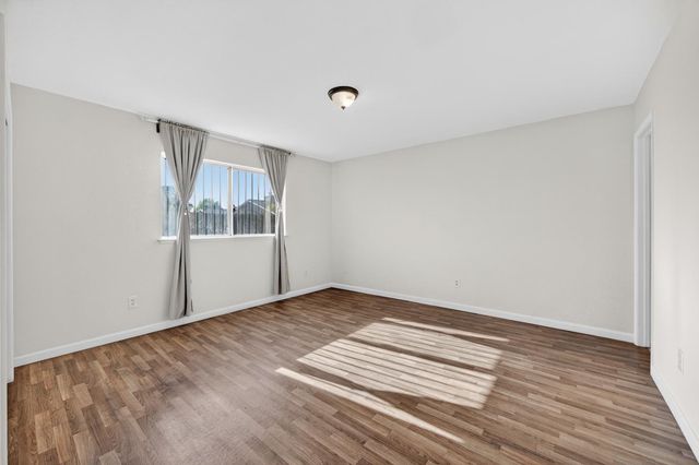 7598 Citrus Ave, Sacramento, CA 95823