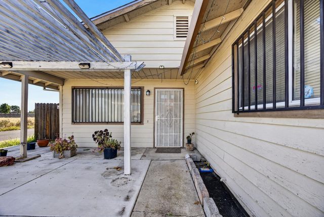 7598 Citrus Ave, Sacramento, CA 95823