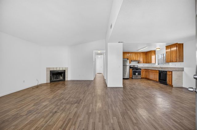 7598 Citrus Ave, Sacramento, CA 95823