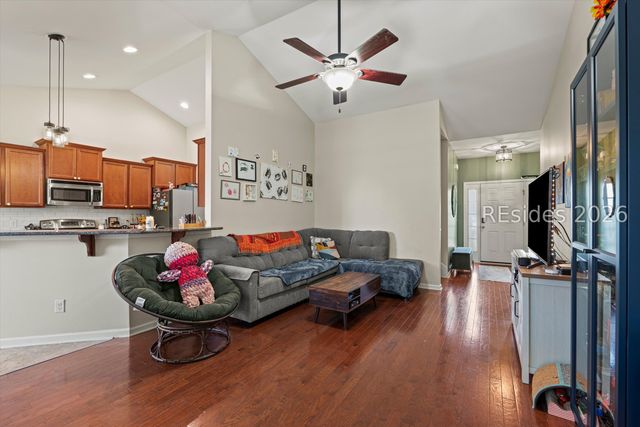 17 Congaree Way, Beaufort, SC 29902