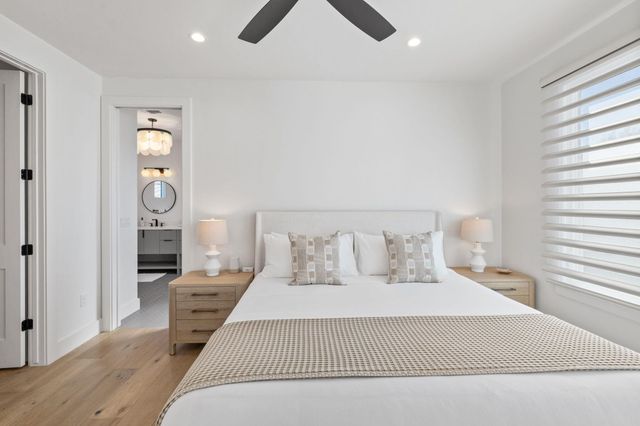 3205 Dolphin DR, Austin, TX 78704