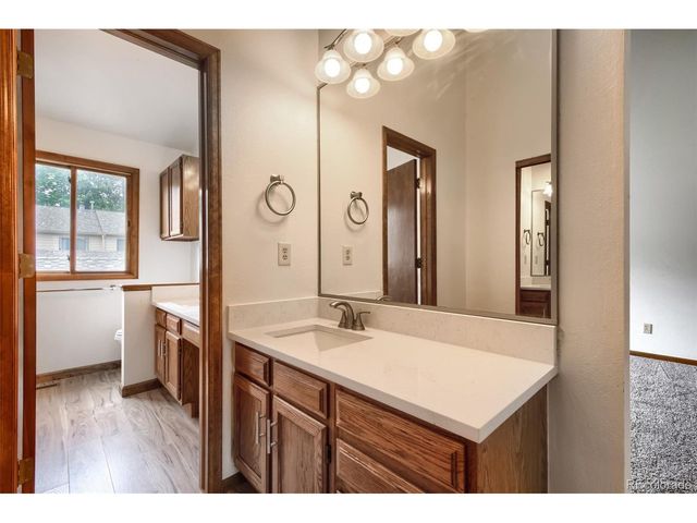 7605 Cove Cir, Centennial, CO 80122
