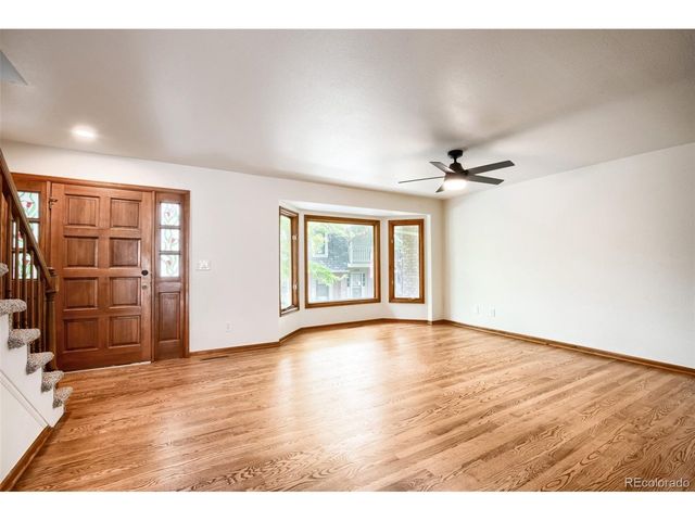 7605 Cove Cir, Centennial, CO 80122