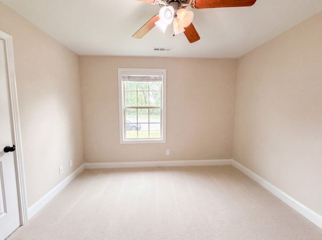741 Inver Ln, Clarksville, TN 37042