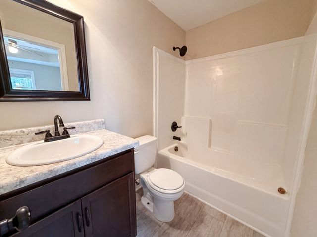 741 Inver Ln, Clarksville, TN 37042