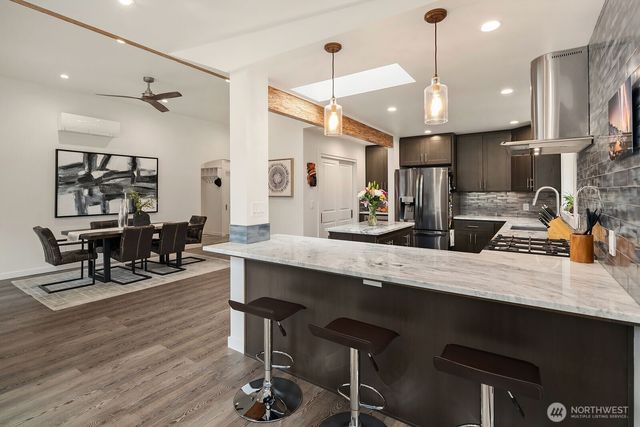 14614 SE 20th Street, Bellevue, WA 98007