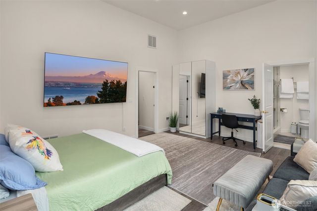 14614 SE 20th Street, Bellevue, WA 98007