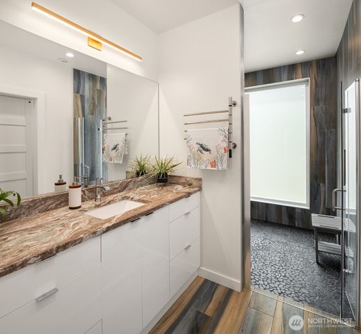 14614 SE 20th Street, Bellevue, WA 98007