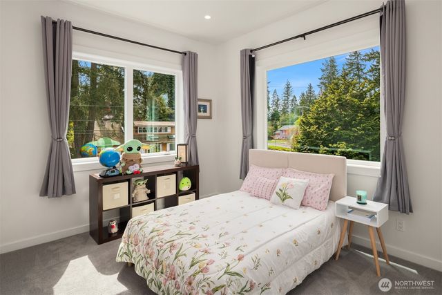 14614 SE 20th Street, Bellevue, WA 98007