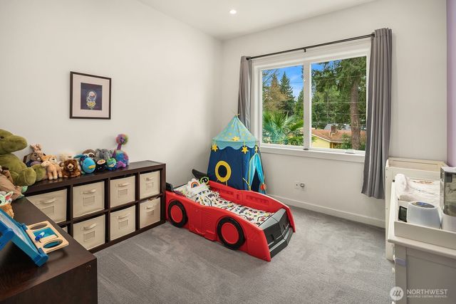 14614 SE 20th Street, Bellevue, WA 98007