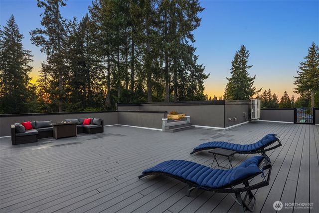 14614 SE 20th Street, Bellevue, WA 98007