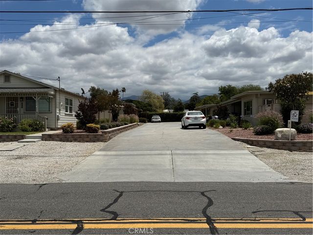 1344 A Opal, Mentone, CA 92359
