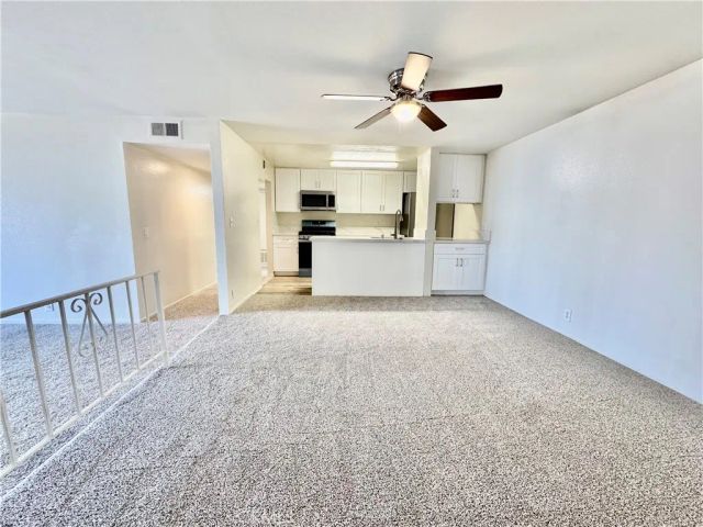 2501 S El Camino Real 203, San Clemente, CA 92672