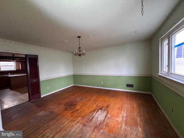 691 MEDIA LINE RD, Broomall, PA 19008