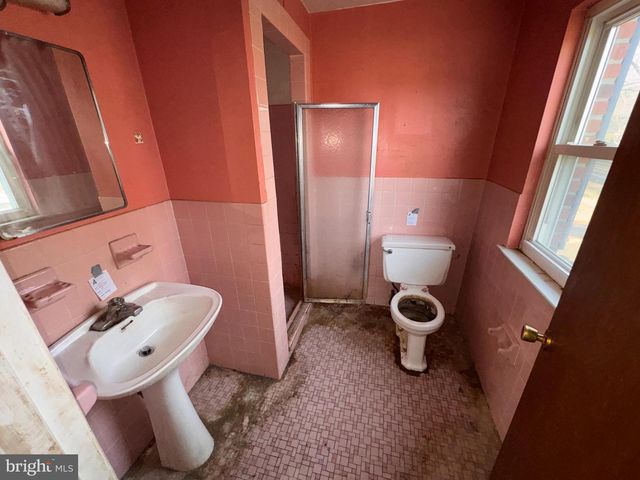 691 MEDIA LINE RD, Broomall, PA 19008