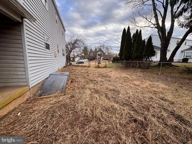 691 MEDIA LINE RD, Broomall, PA 19008