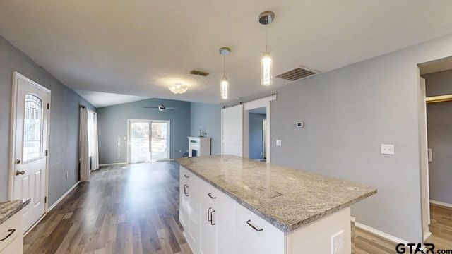 20489 W Grove Club Lake Rd., Whitehouse, TX 75791