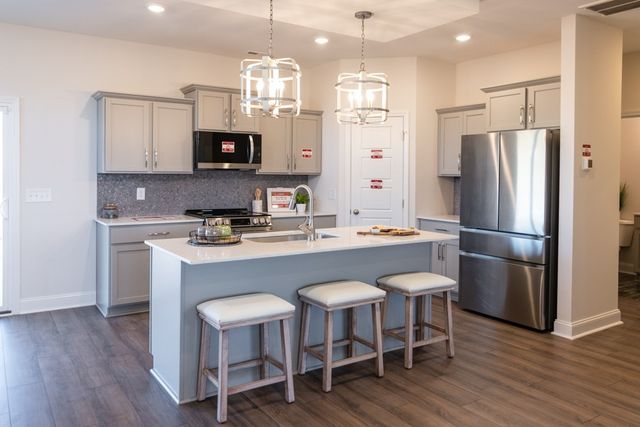 1037 Whispering Pines Way, Clarksville, TN 37043