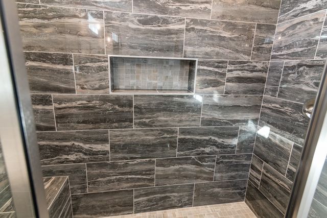 1037 Whispering Pines Way, Clarksville, TN 37043