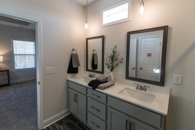 1037 Whispering Pines Way, Clarksville, TN 37043