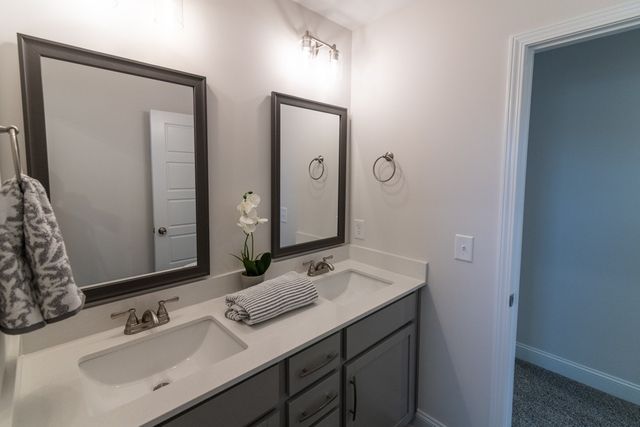 1037 Whispering Pines Way, Clarksville, TN 37043