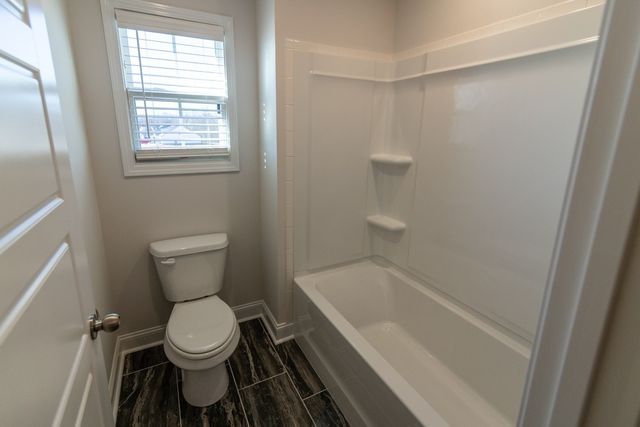 1037 Whispering Pines Way, Clarksville, TN 37043