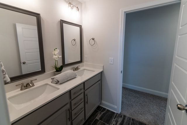 1037 Whispering Pines Way, Clarksville, TN 37043