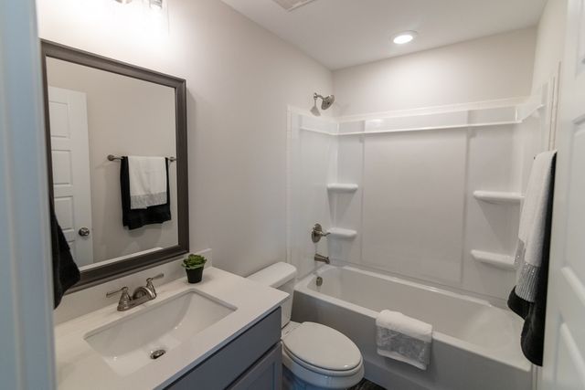 1037 Whispering Pines Way, Clarksville, TN 37043