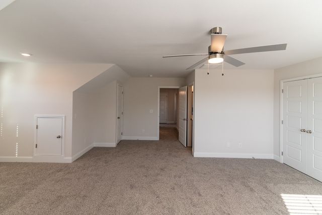 1037 Whispering Pines Way, Clarksville, TN 37043