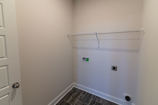 1037 Whispering Pines Way, Clarksville, TN 37043