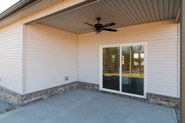 1037 Whispering Pines Way, Clarksville, TN 37043